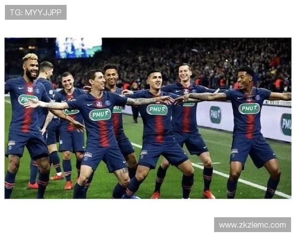 中国男足再迎关键之战全队誓夺胜利点燃球迷激情共盼荣耀时刻 中国男足再迎关键之战全队誓夺胜利点燃球迷激情共盼荣耀时刻