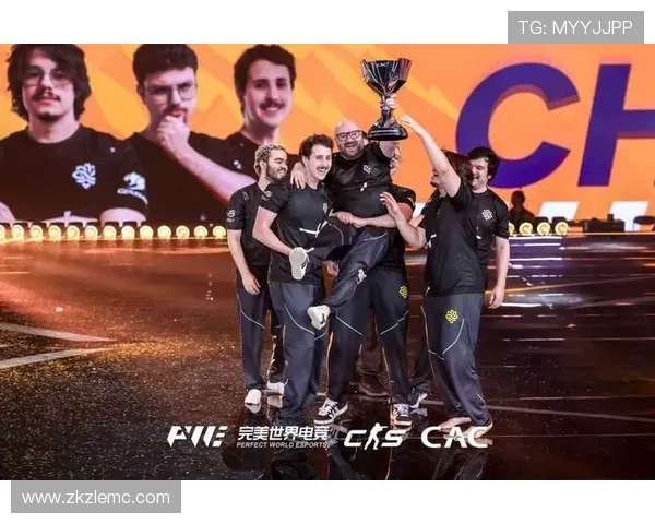 全球总决赛上演巅峰对决新王登基电竞格局或将迎来重大变革 全球总决赛上演巅峰对决新王登基电竞格局或将迎来重大变革