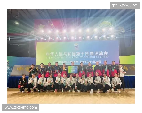 全运会篮球赛决赛精彩对决 赛场激烈竞争吸引万名观众热情助威 全运会篮球赛决赛精彩对决 赛场激烈竞争吸引万名观众热情助威