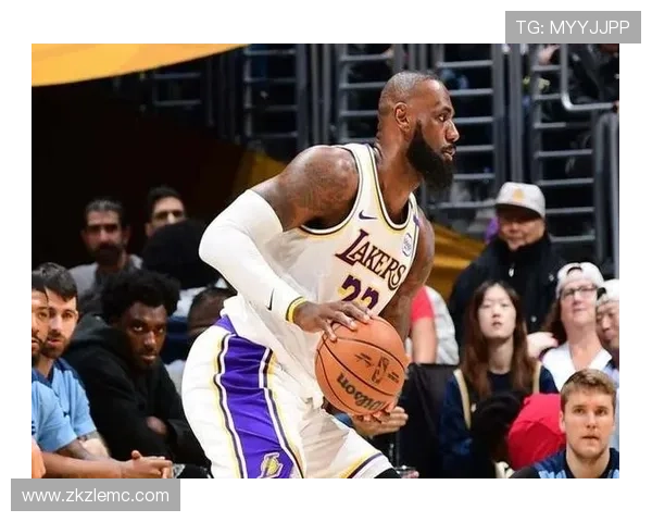 詹姆斯复出引领湖人击败勇士 莫兰特赛季首战表现亮眼