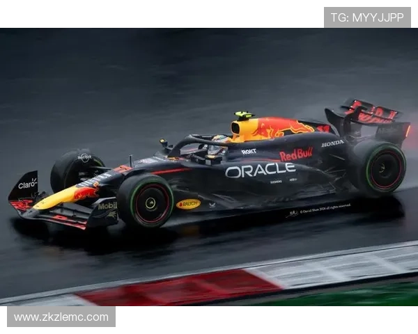 F1赛季最新动态：维斯塔潘称霸全场 红牛车队表现堪称完美