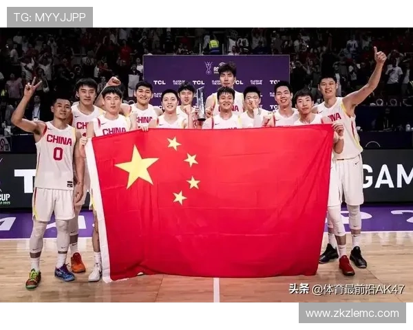 中国男篮热身赛胜利归来 球员状态回暖 突破强敌迎接世界杯挑战