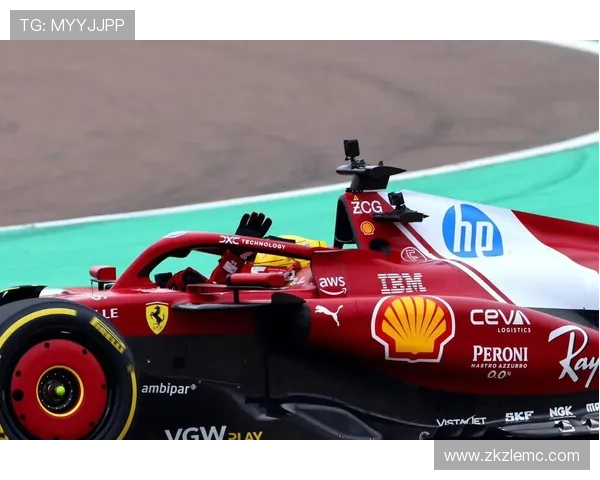 F1赛季再迎新变化 路易斯汉密尔顿宣布加盟新车队引发广泛关注