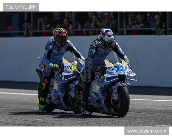 MotoGP赛季争冠白热化车手转会传闻引发围场震动持续升级