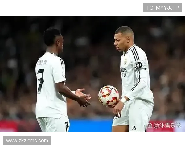 新赛季焦点战引爆联赛豪门对决球星状态成最大看点与战术博弈主帅智慧