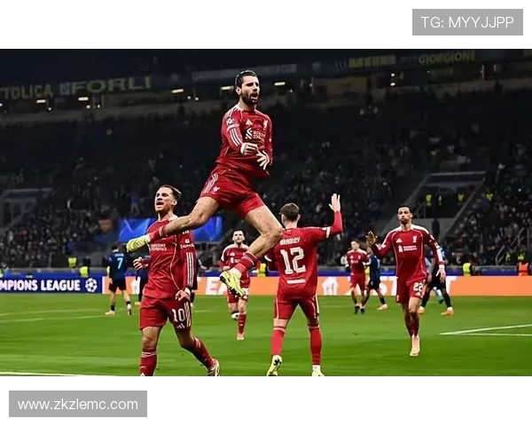 欧冠焦点战掀高潮豪门激战新星闪耀引爆球迷热情赛季冲冠格局再生变