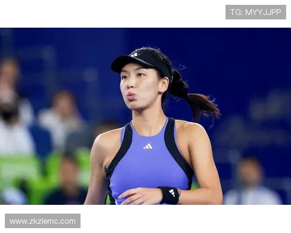 网球新星闪耀赛场 创纪录战绩引发全球关注 网球新星闪耀赛场 创纪录战绩引发全球关注